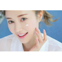 Da mặt tróc vảy trắng phải xử lý thế nào?