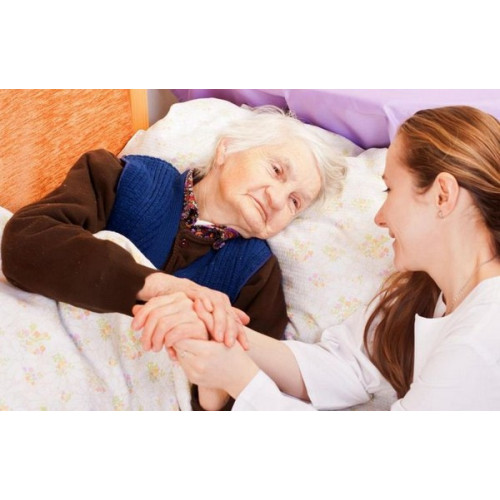 Loét da không chỉ khiến sức khỏe của các cụ giảm sút nghiêm trọng mà còn ảnh hưởng xấu đến sự hồi phục của những căn bệnh khác đi kèm. Vì thế, tránh loét da cho người cao tuổi, lưu ý chăm sóc để tránh tình trạng tăng nặng là cần thiết